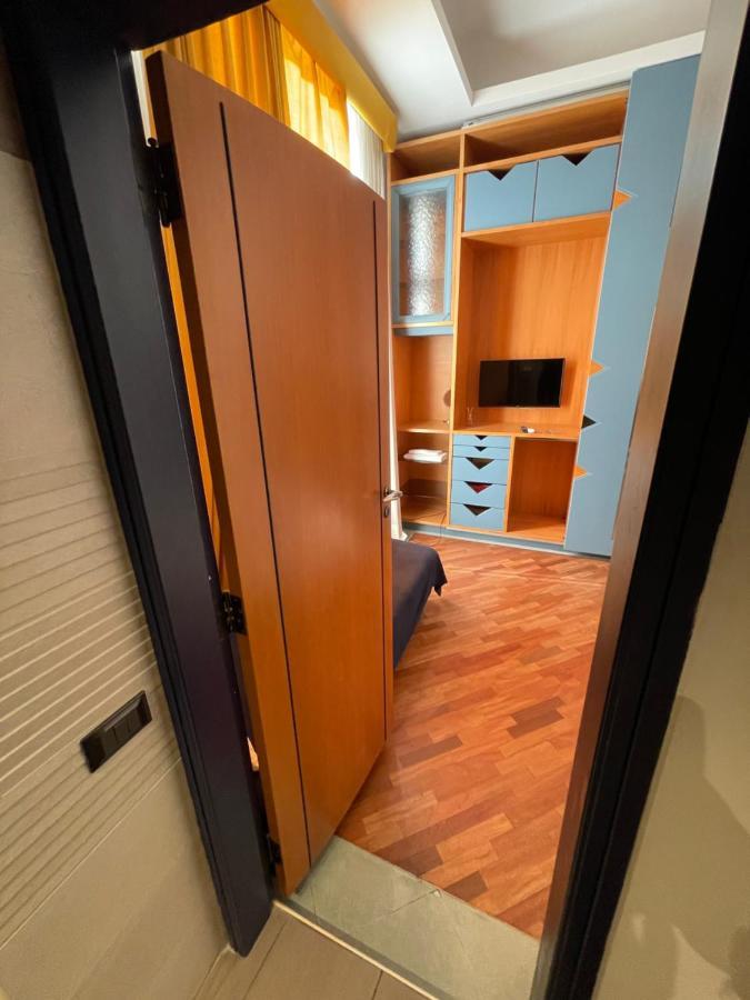 Lanova 21 Rooms Napoli Bagian luar foto