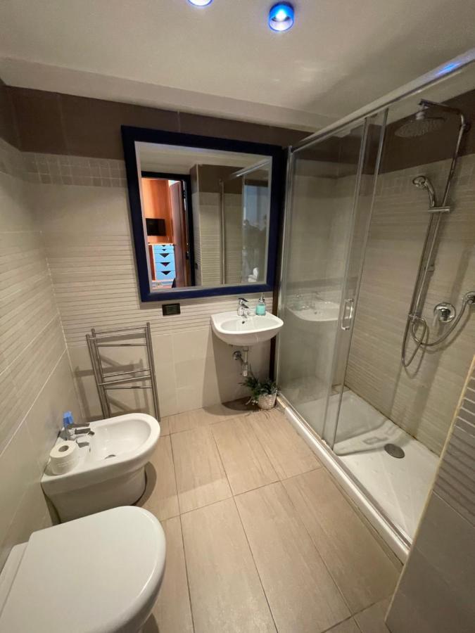 Lanova 21 Rooms Napoli Bagian luar foto